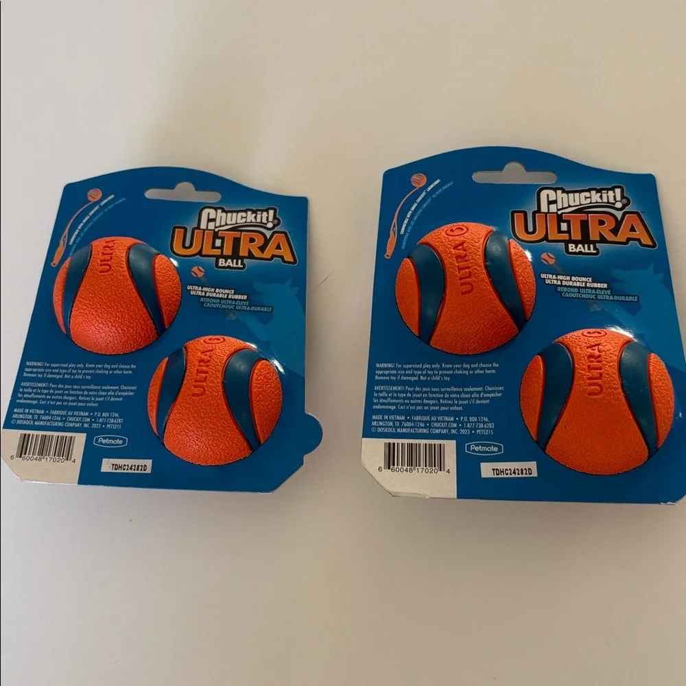 NWT Chuckit! Ultra Balls Two Sets of Two Compatible w/Small Chuckit! Launchers